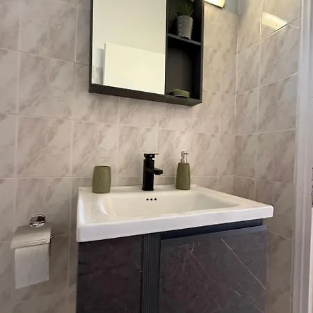 Melitsa Corfu מלון