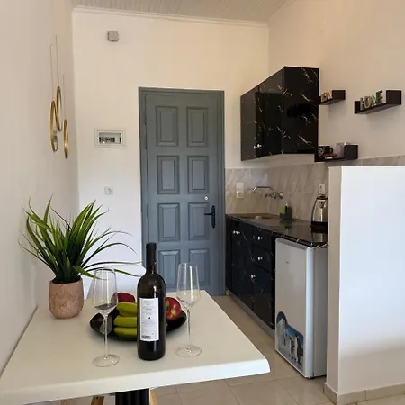 Melitsa Corfu סידריון